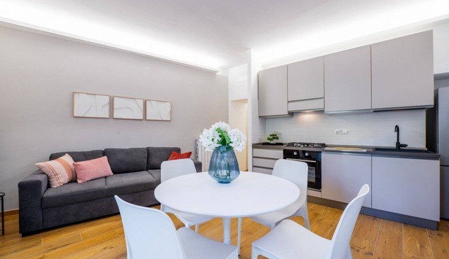 GuestHost - Spoleto Bright and Modern Apartment