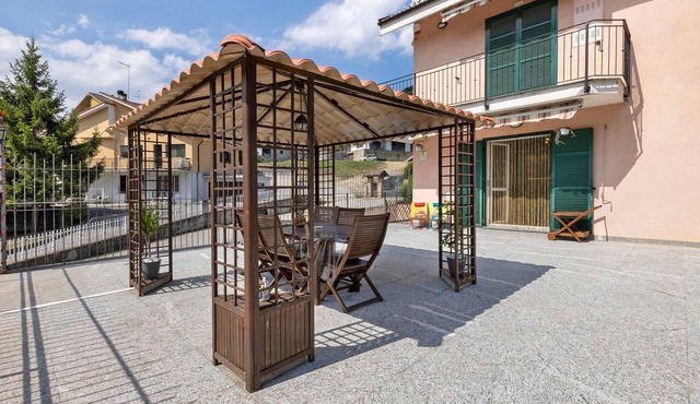 Harmony Apartment Vacation Home with Private Terrace, Garden, and Wi-Fi
