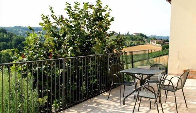 Holiday apartment Isola d'Asti for 1 - 4 persons with 1 bedroom - Twin house