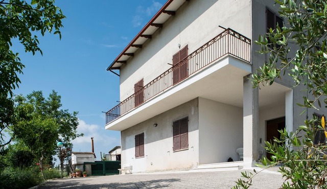 Holiday house Monte San Pietrangeli for 1 - 10 persons with 5 bedrooms - Holiday house