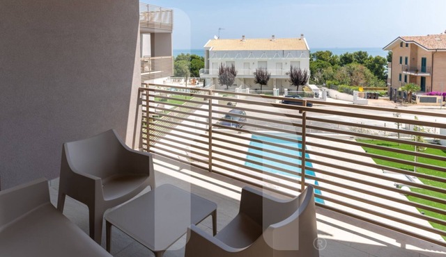 Holiday home ELEA is the 2025 novelty that will give you a holiday in Pineto but with the charm of a new modern construction, fresh and designed with all the comforts. he Clio apartment has a large living room with kitchenette and sofa bed at the entranc