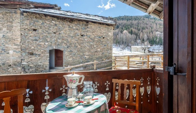 Holiday Home Les Combes 6 by Interhome