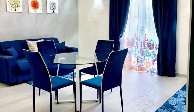 Holiday Home "Stefy's House, Blu Room" with Garden & Wi-Fi