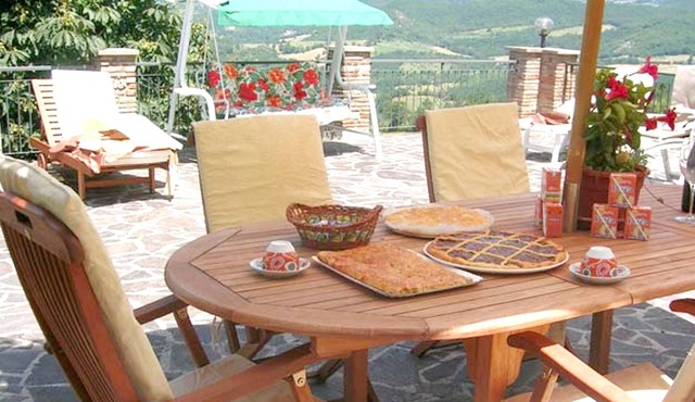 Homerez - Nice appartement for 6 ppl. with shared pool at Assisi