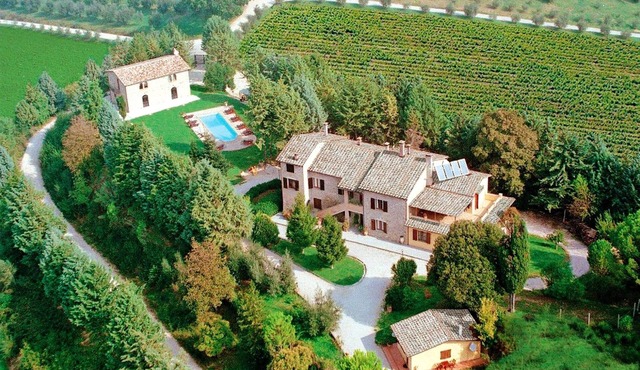 Homerez - Spacious house for 2 ppl. with shared pool at Ramazzano - Le Pulci