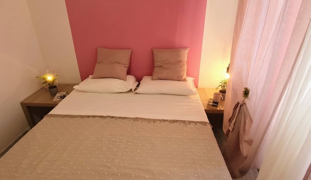 Honey BnB ⭐ Apartment 100m from the sea