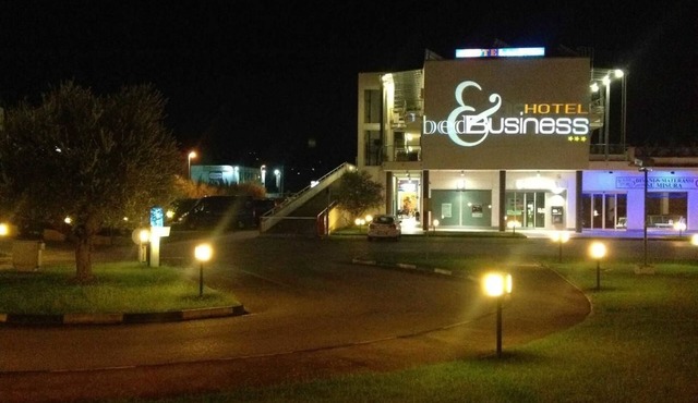Hotel Bed & Business