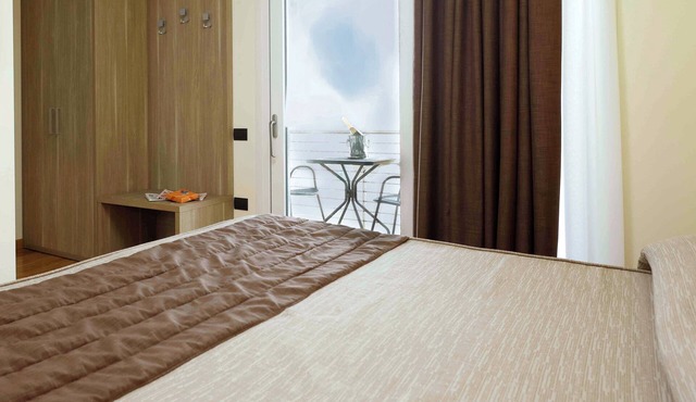 Hotel Dama