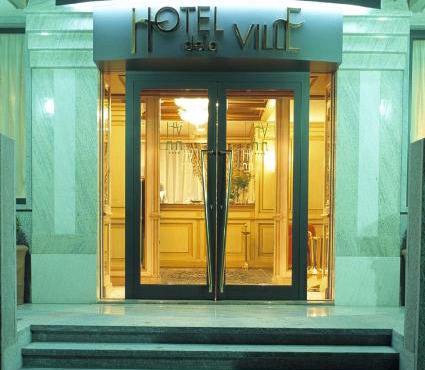 Hotel De La Ville