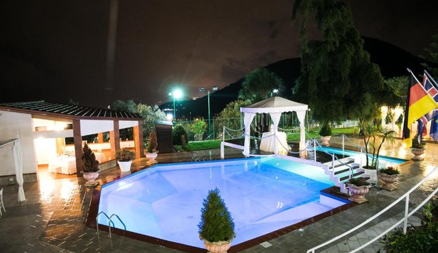 Hotel Diecimare