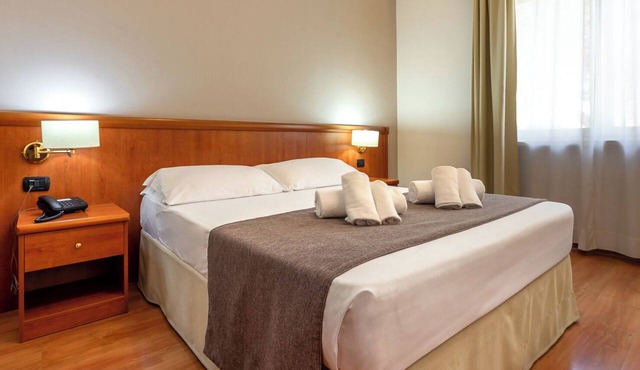 HOTEL GARDEN