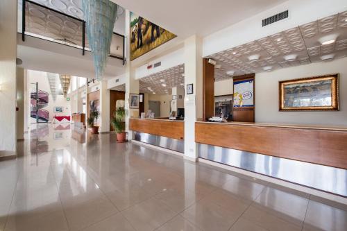 Hotel HR in Modugno