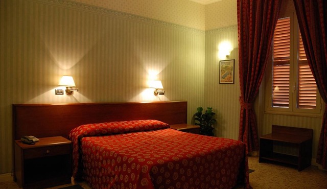 Hotel Iris Crillon