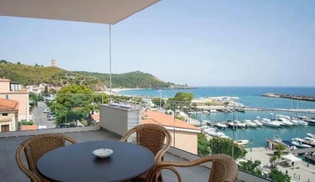 Hotel La Scogliera