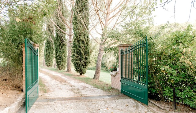 Idyllic Countryside villa on 1ha land. Pool & Air Conditioner