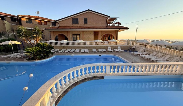 Il borgo blu
