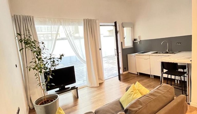 InalpiArena LOFT independent - private parking