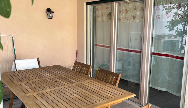 Independent two-room apartment, private outdoor area.50mt from the sea renovated in2023