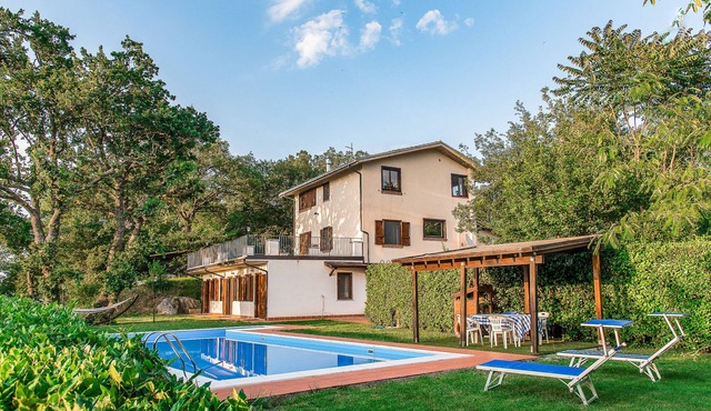 Beautiful country house with private pool
