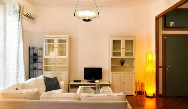 JOIVY 1 BR Apt next to Piazza Leonardo da Vinci