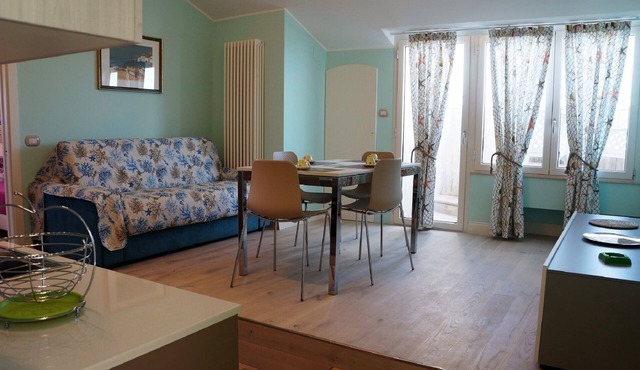 La Conchiglia Apartment. A jewel on the sea and in the center