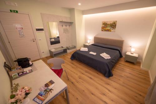 LA META ROOMS