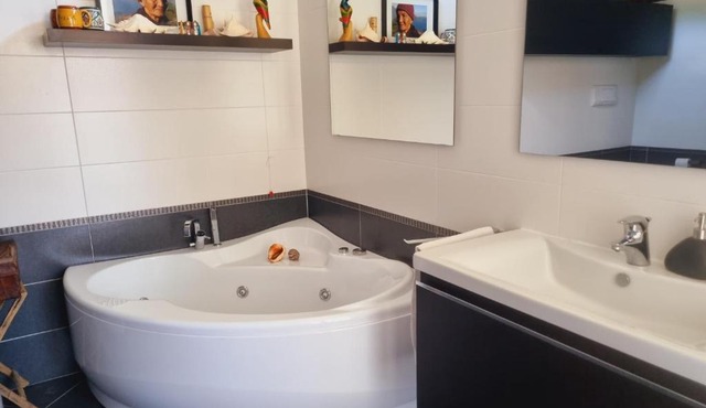 Le Carillon - Jacuzzi Suite con Self Check-in