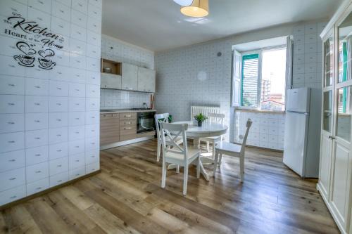 Lettieri Apartments - Affitti Brevi Italia