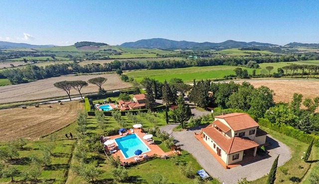 Lovely apartment in Montecatini Val di Cecina