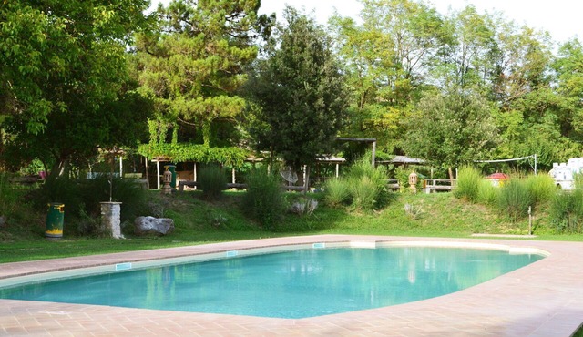 Lovely apartment for 6 guests with pool, WIFI and TV