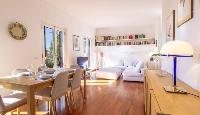 Lovely apartment for 4 guests with A/C, WIFI, TV and terrace