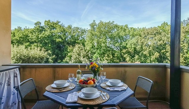 Lovely apartment in Montescudaio with WiFi