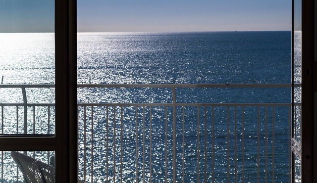 Luxury meets relaxation. An exclusive Studio Apartment on the Salerno seafront.