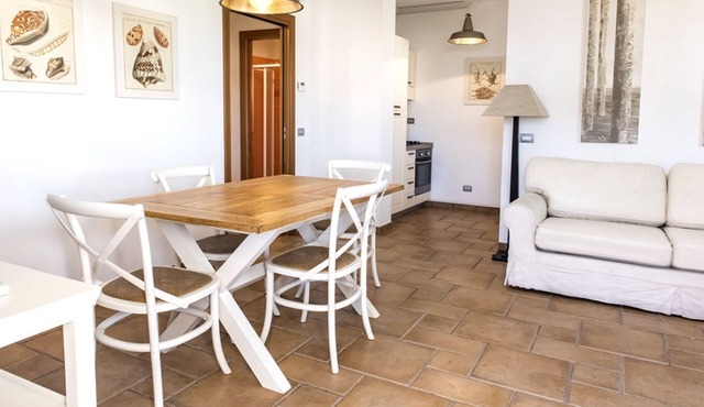 M348 - Marcelli, comfortable new three-room apartment with swimming pool and bal
