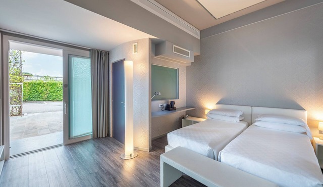 MO.OM Hotel