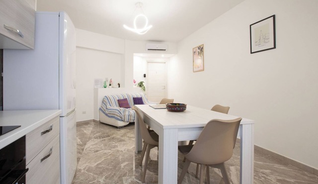 Modern facility within walking distance of Metro Line An and the Vatican Museums