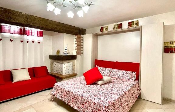 Monolocale King AlMar con parcheggio auto