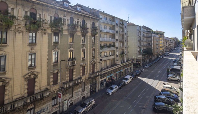Nice apartment for 5 people with WIFI, A/C, TV and balcony