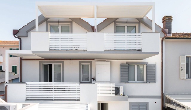 Nice apartment for 6 people with WIFI, A/C, TV, terrace and pets allowed