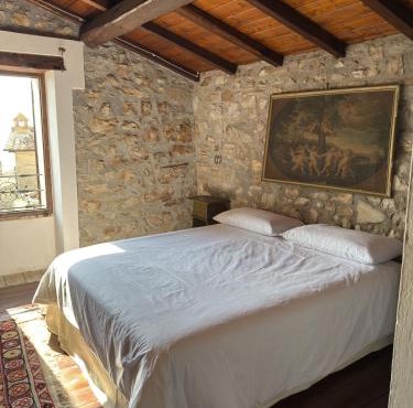 Nido del Drago, the village's first historic residence