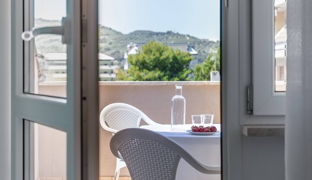 PENTHOUSE 3 MINUTES WALK FROM THE SEA WITH PARKING SPACE