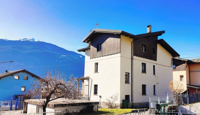 Quiet Two-room Apartment With Parking Space - Casa Montan