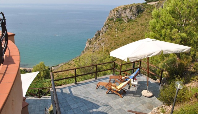 Romantic Cove Sea View Villa 7 km far From Sperlonga