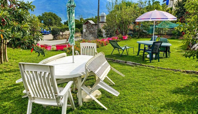 Rustico Moderno C by Lago Reisen