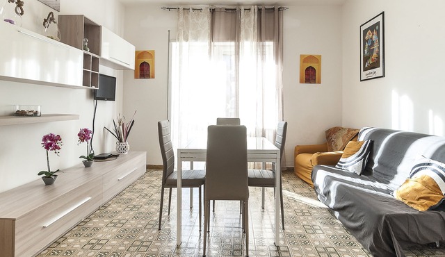 Scilla Holiday Home.
