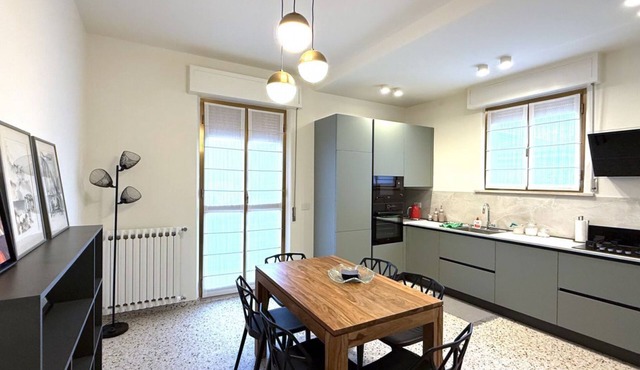 SE201 - Senigallia, spacious three-room apartment with air conditioning and Wi-Fi