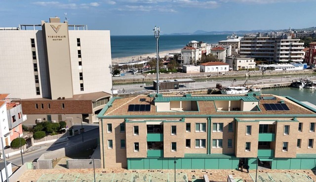 SE307 - Senigallia, elegant one-bedroom apartment with an outdoor loggia and parking space.
