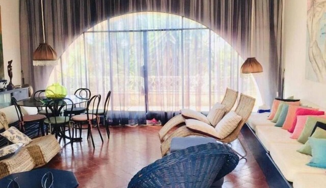 Spacious apartment in a villa with a fully equipped garden and a rooftop with a panoramic view