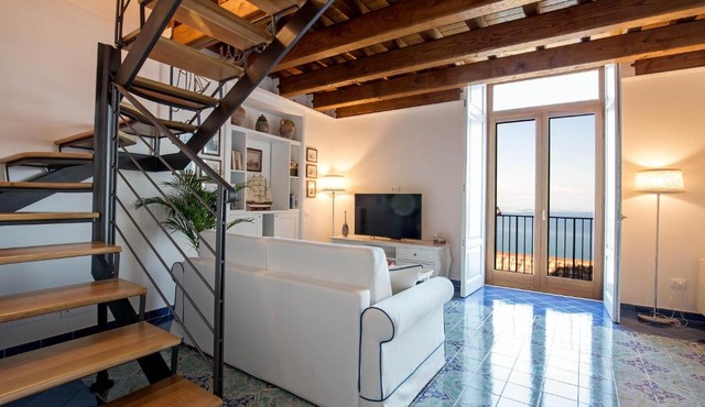 Starhost - Casa Ada - Luxury Apartment with Seaview Terrace