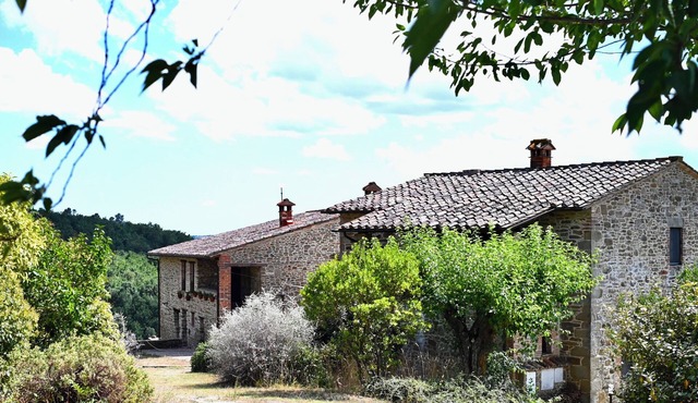 Stylish and sustainably furnished vacation apartment in the green heart of Umbria